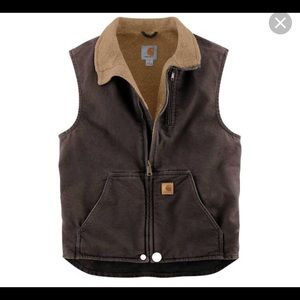 Men’s Carhartt Mock-Neck Vest.